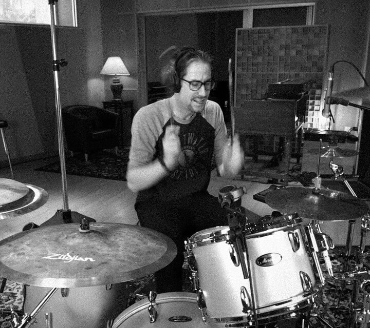 DMK1: COOP3RDRUMM3R stellt unser Drum Mic Kit auf die Probe.